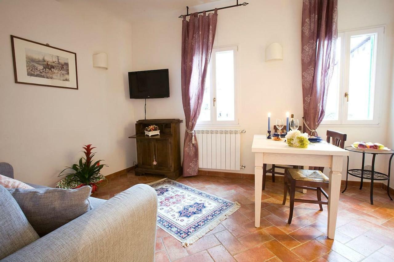 Ellen'S Cozy Apartment Firenze Eksteriør billede