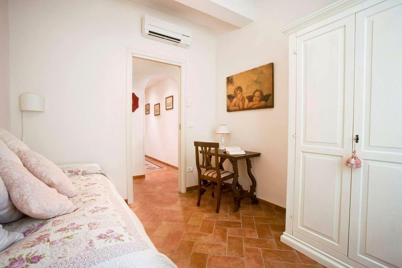 Ellen'S Cozy Apartment Firenze Eksteriør billede
