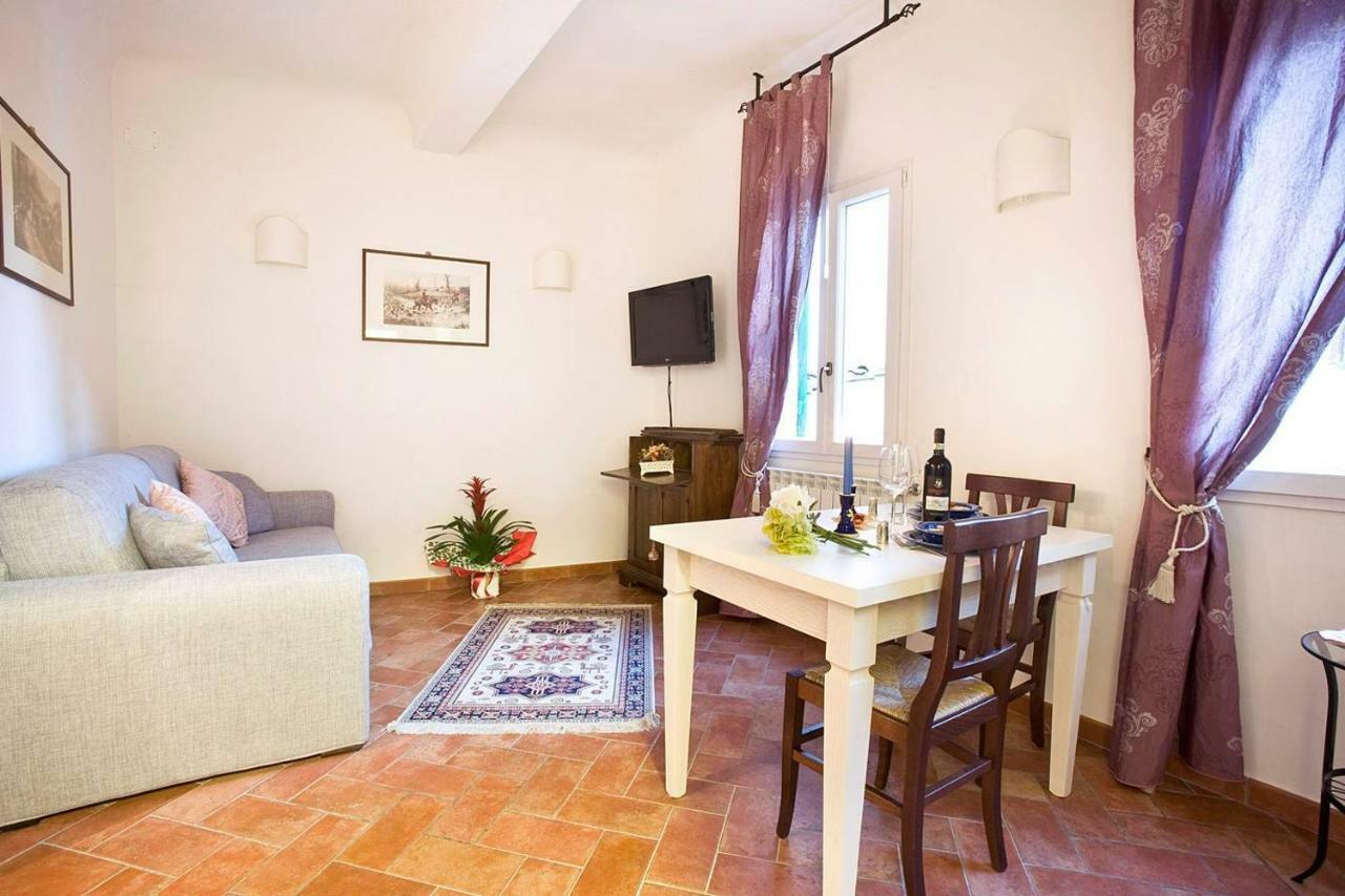 Ellen'S Cozy Apartment Firenze Eksteriør billede