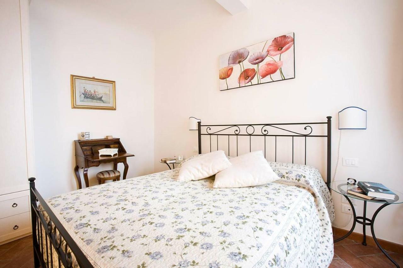 Ellen'S Cozy Apartment Firenze Eksteriør billede