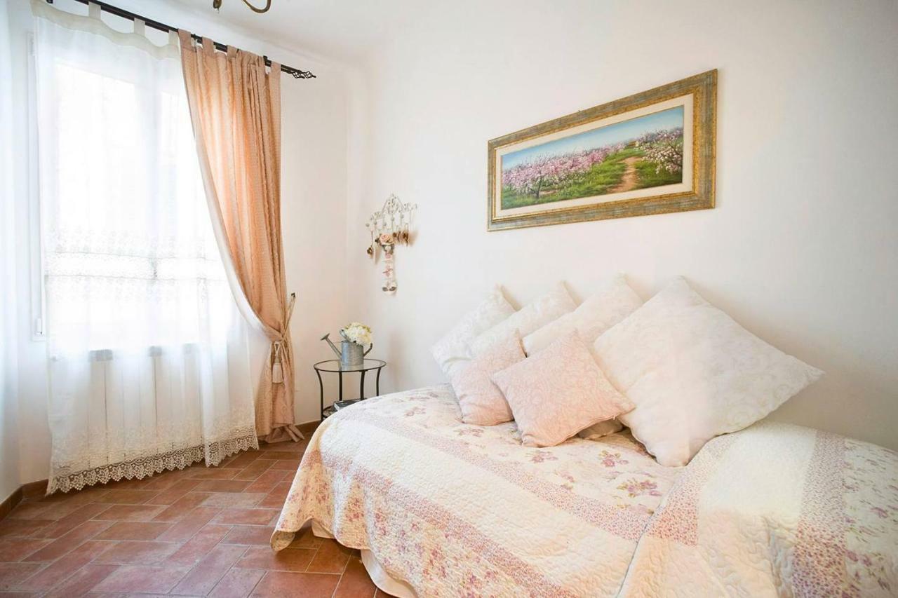 Ellen'S Cozy Apartment Firenze Eksteriør billede